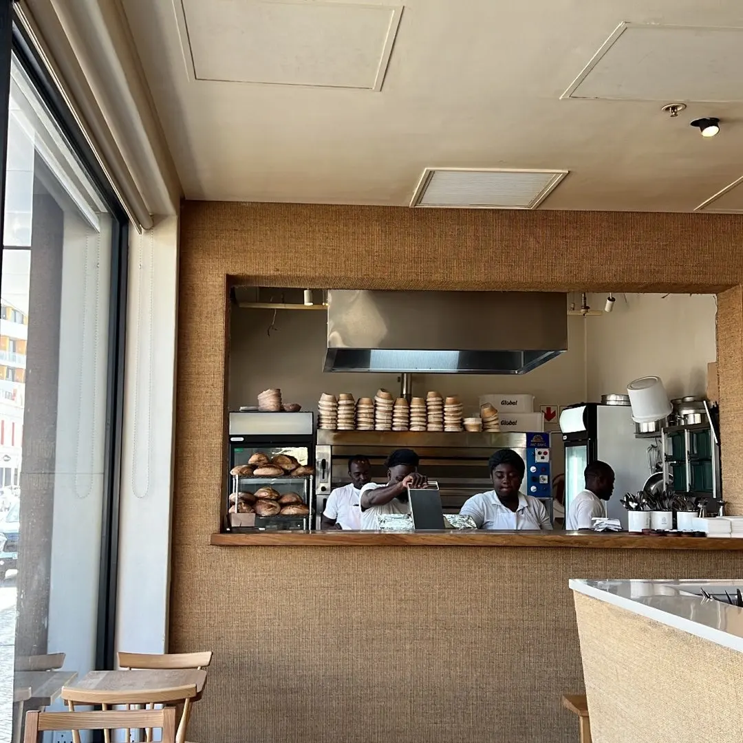 Pauline's, photo 9