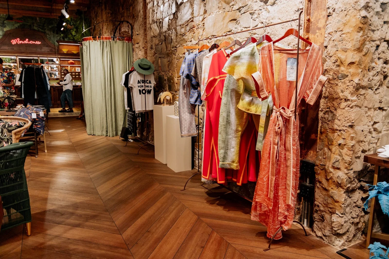 Merchants on Long, photo 5