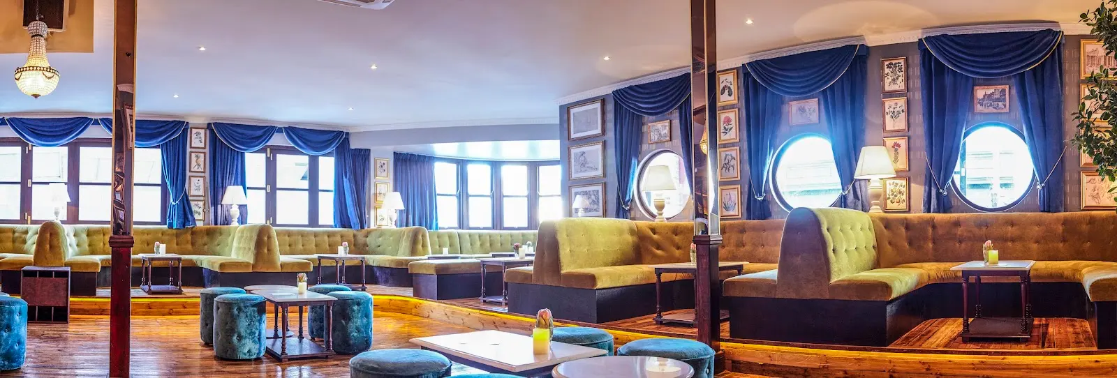 Harringtons Cocktail Lounge, photo 5