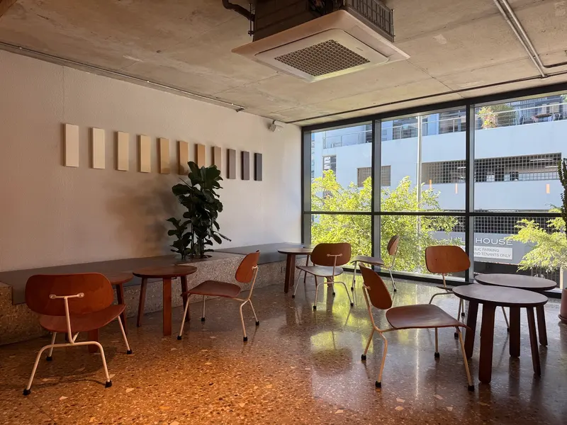 Espressolab De Waterkant, featured in Coffee in De Waterkant