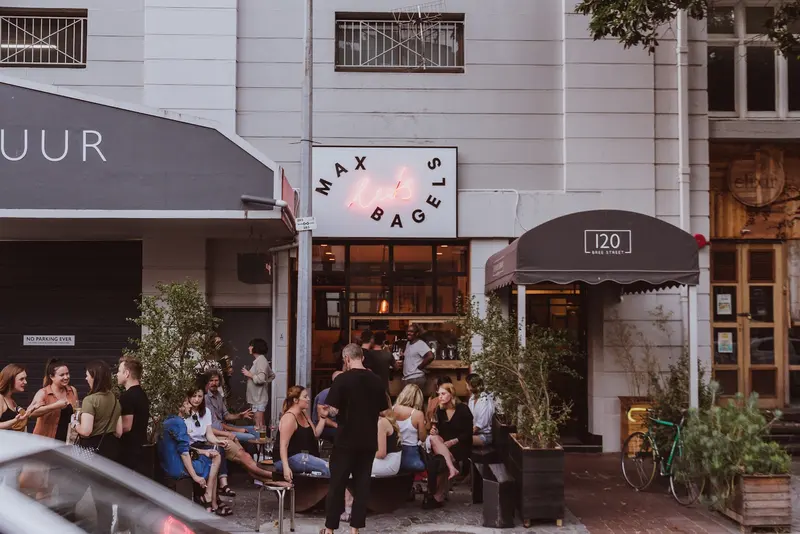 Leo's Wine Bar