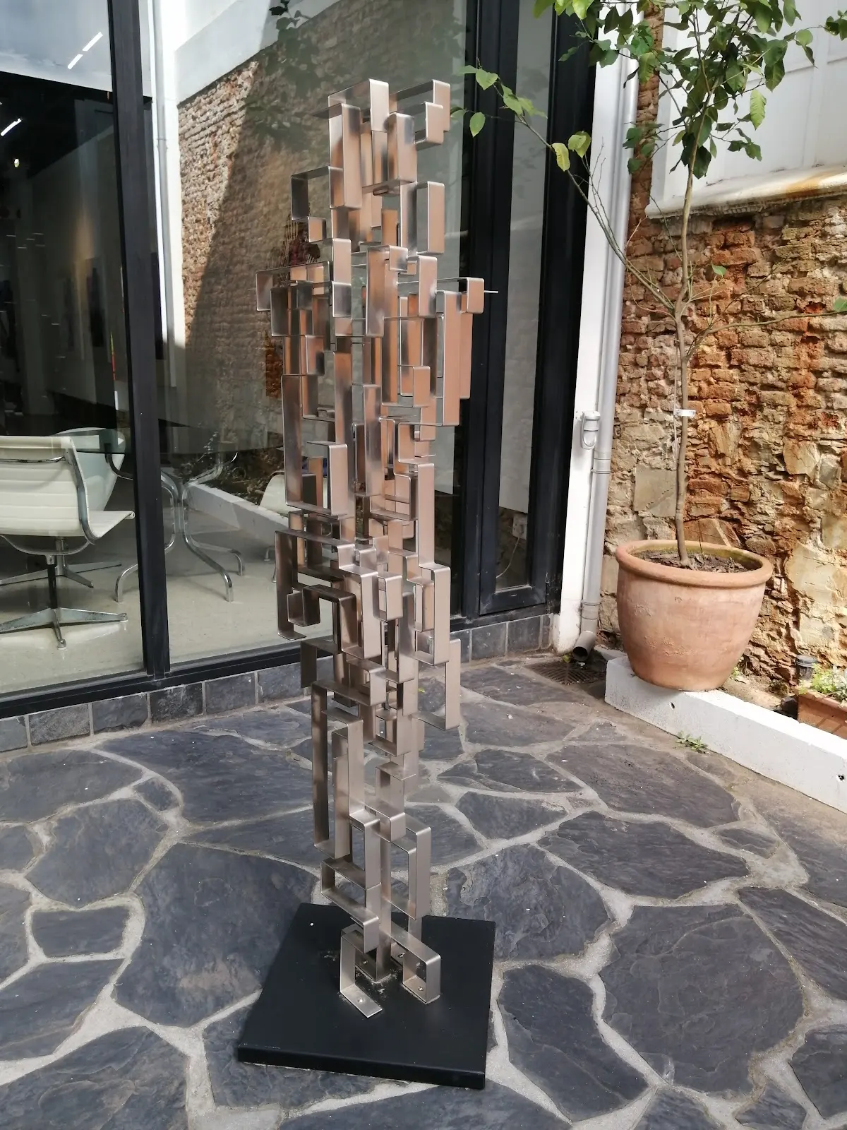Eclectica Contemporary, photo 4