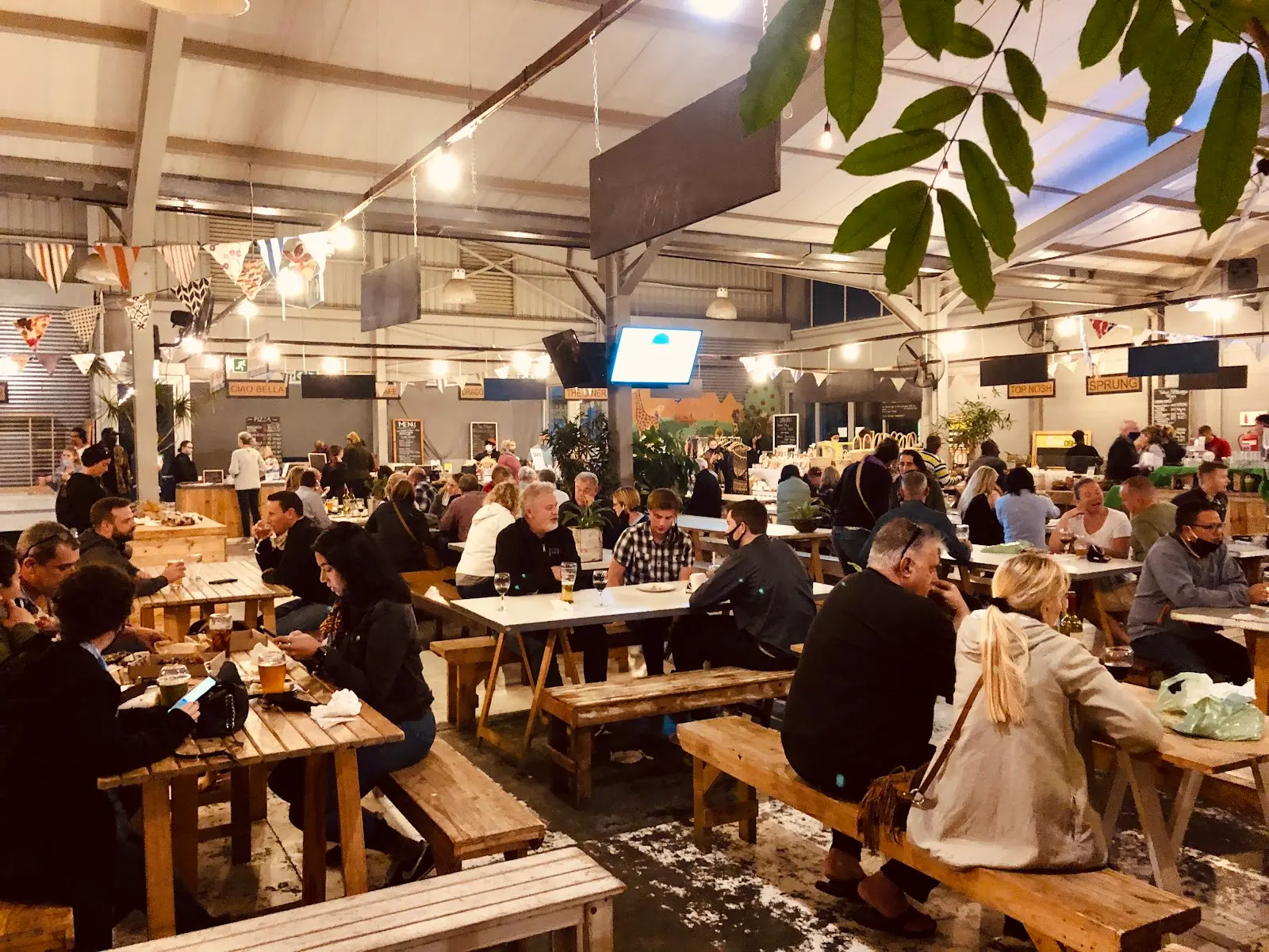 Earth Fair Food Market, photo 5