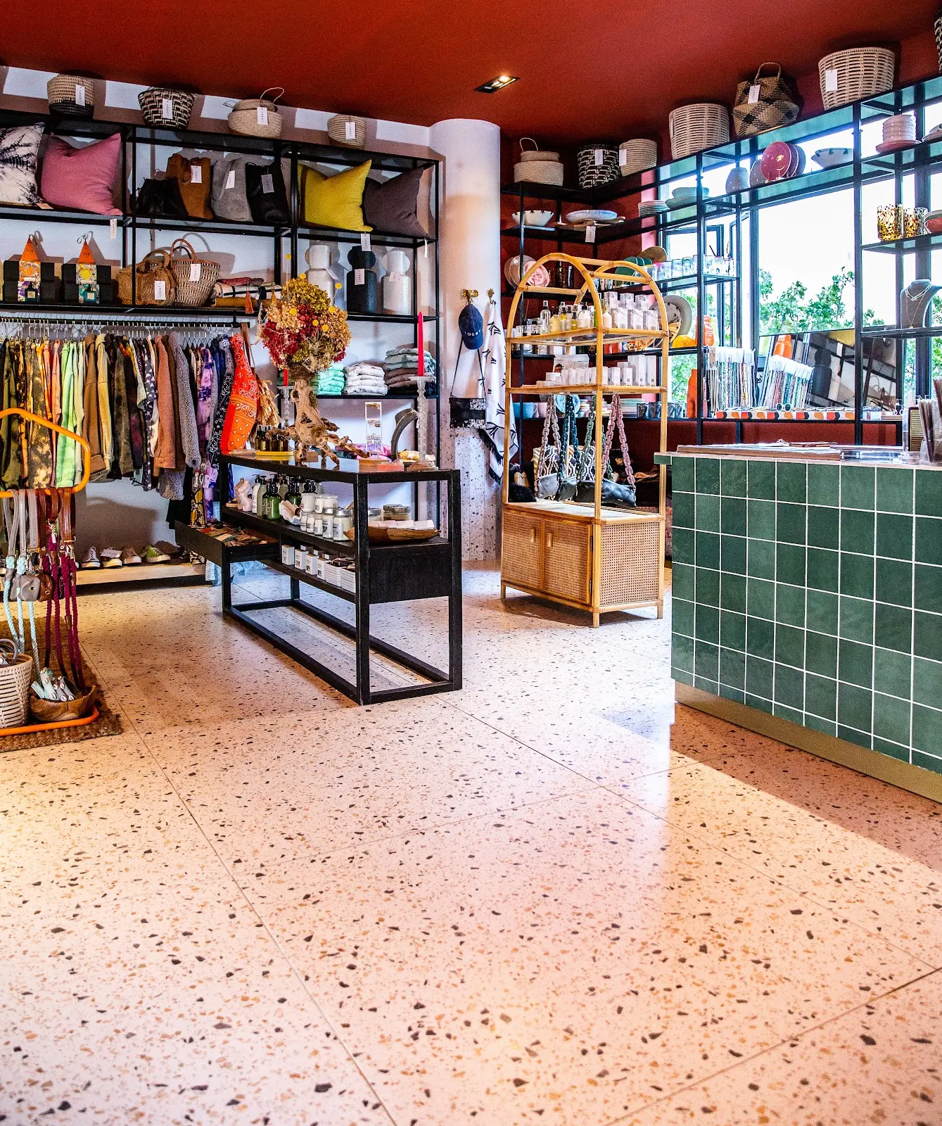 The Lobby Boutique Store, photo 2