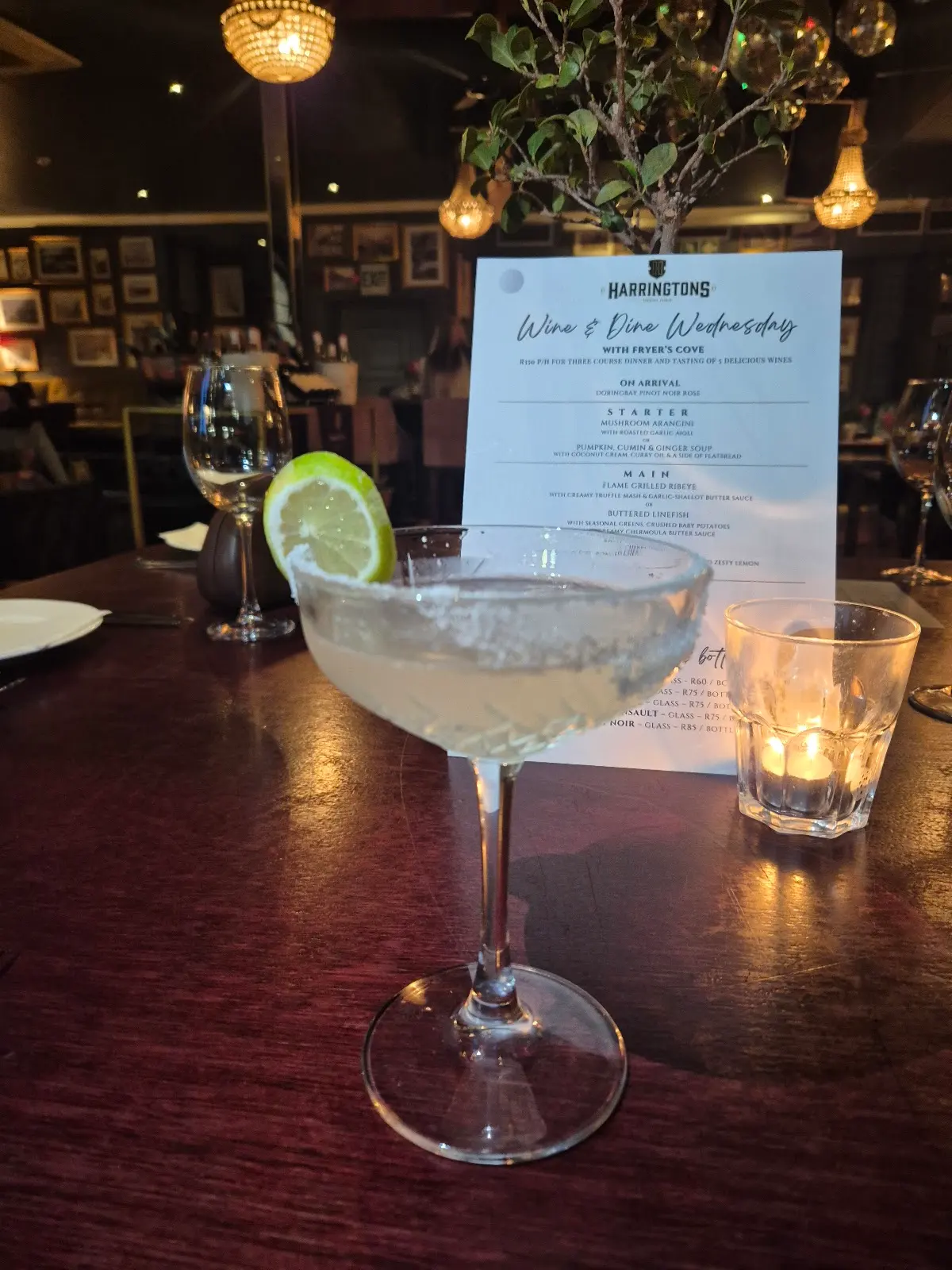 Harringtons Cocktail Lounge, photo 10