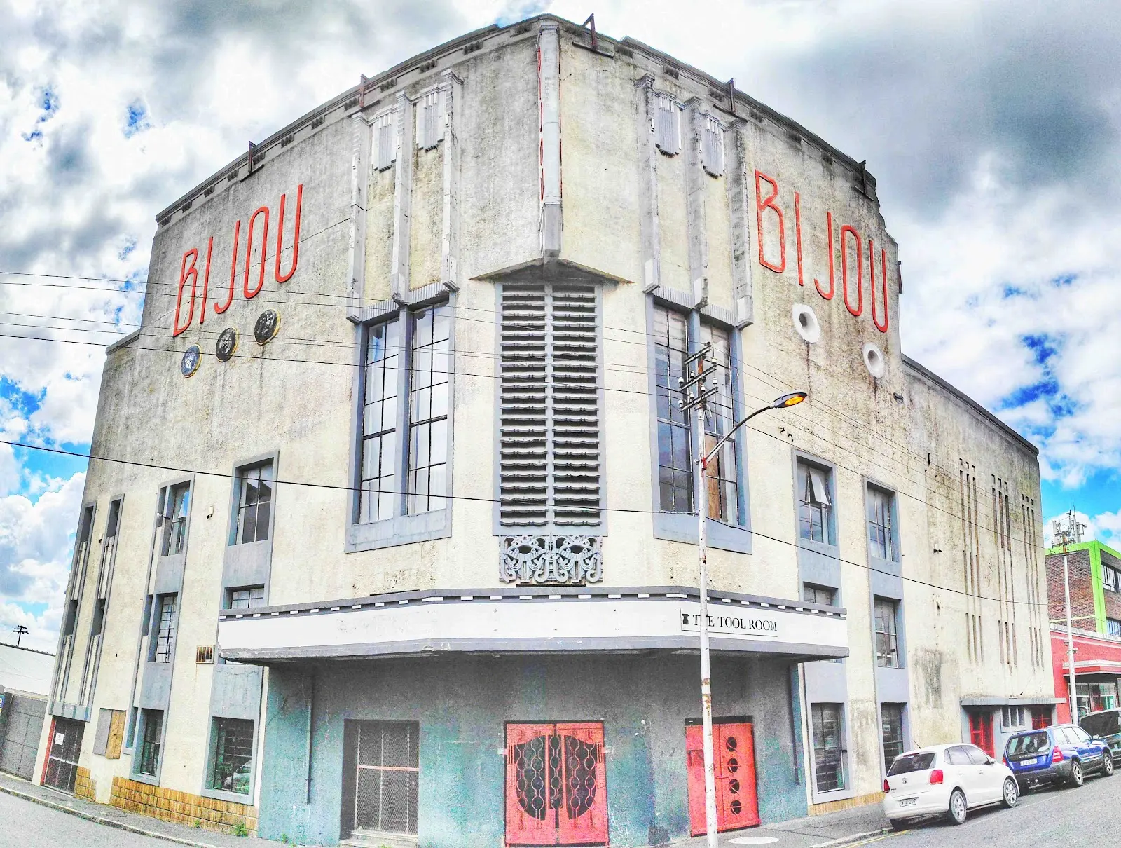 THE BIJOU, photo 2