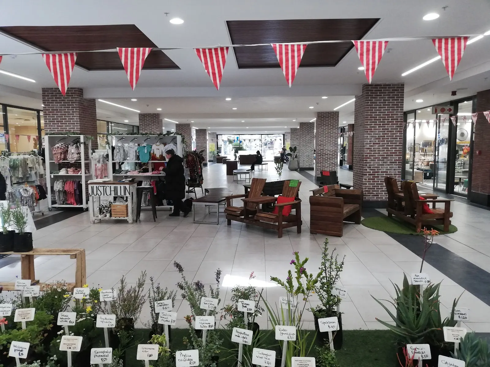 Willowbridge Slow Market, photo 6