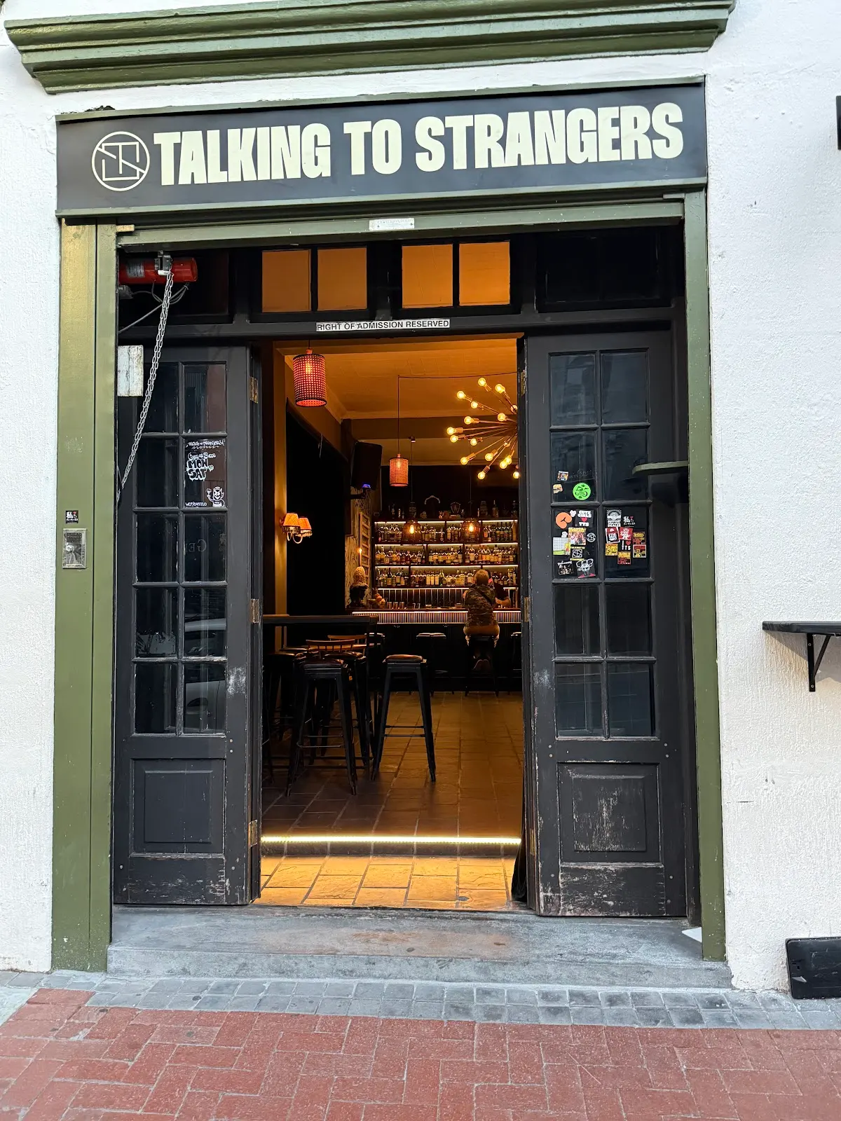 Talking To Strangers, photo 9