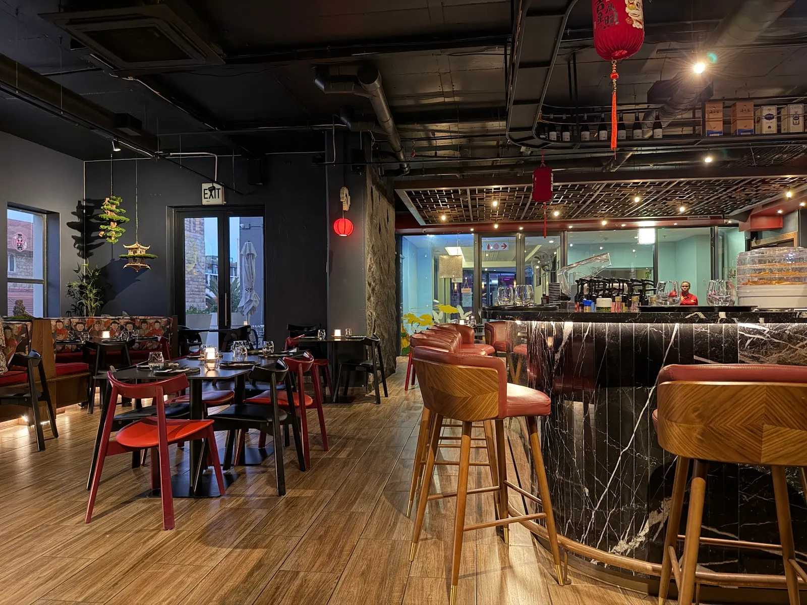 Dawn Asian Restaurant 晓餐厅