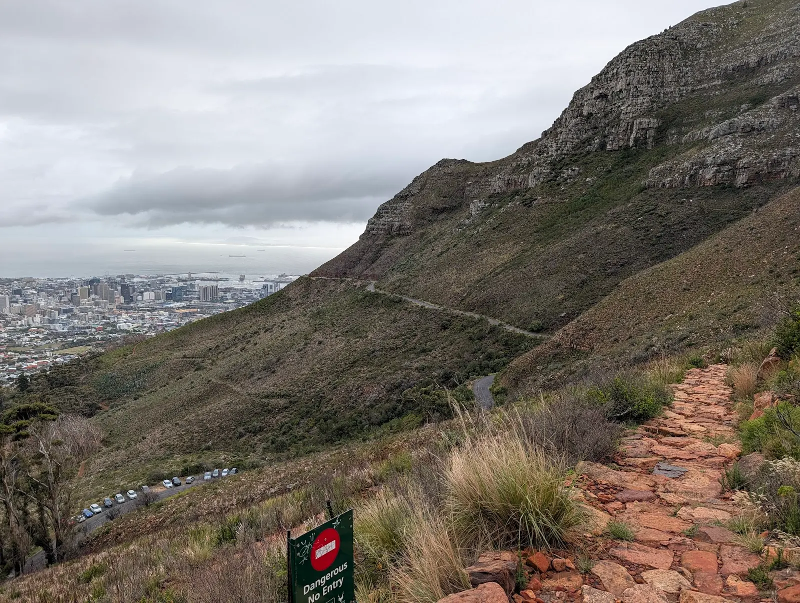 Devil's Peak Hike Start, photo 6