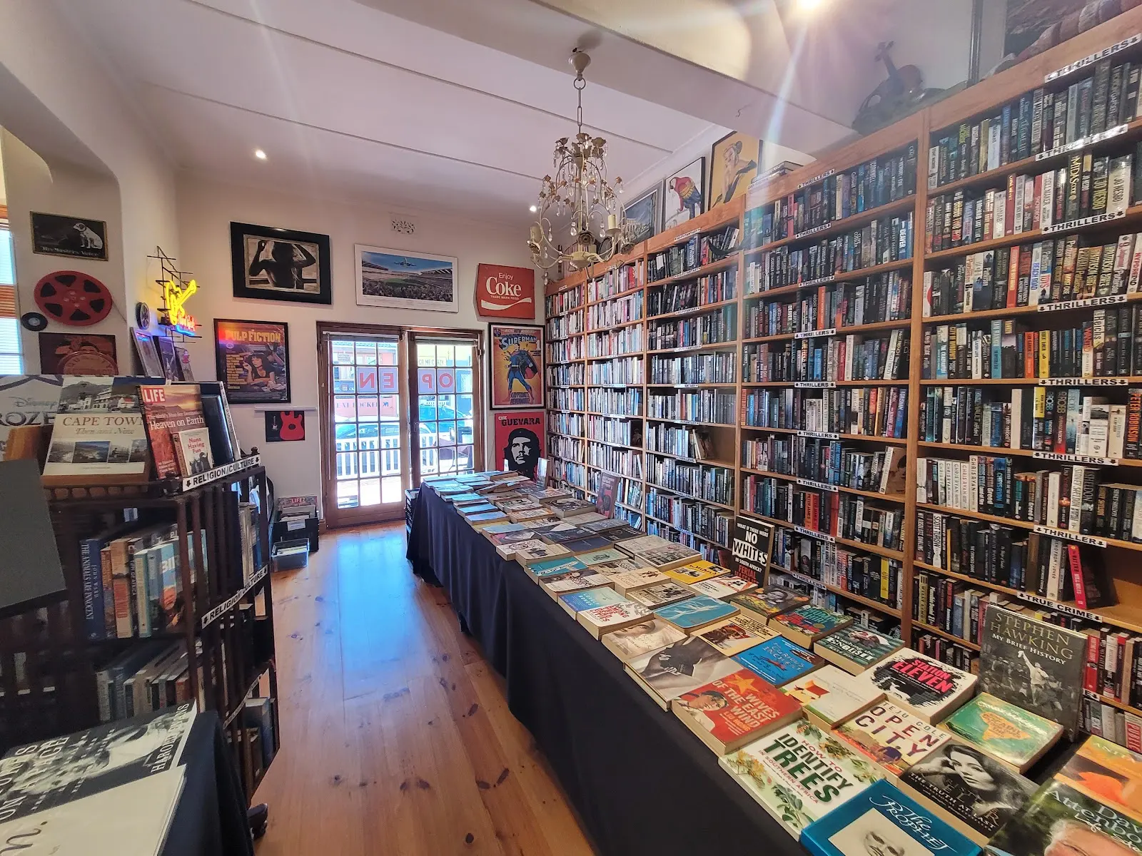 Paper Moon Book Shop, photo 5