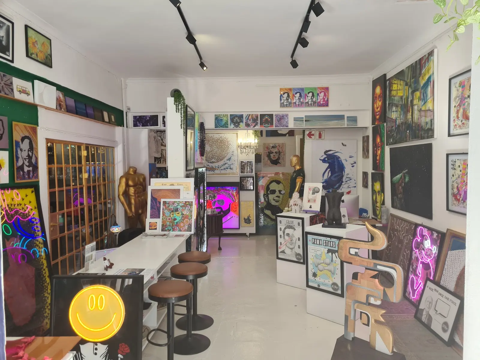 Art HAUS Sea Point Art Gallery
