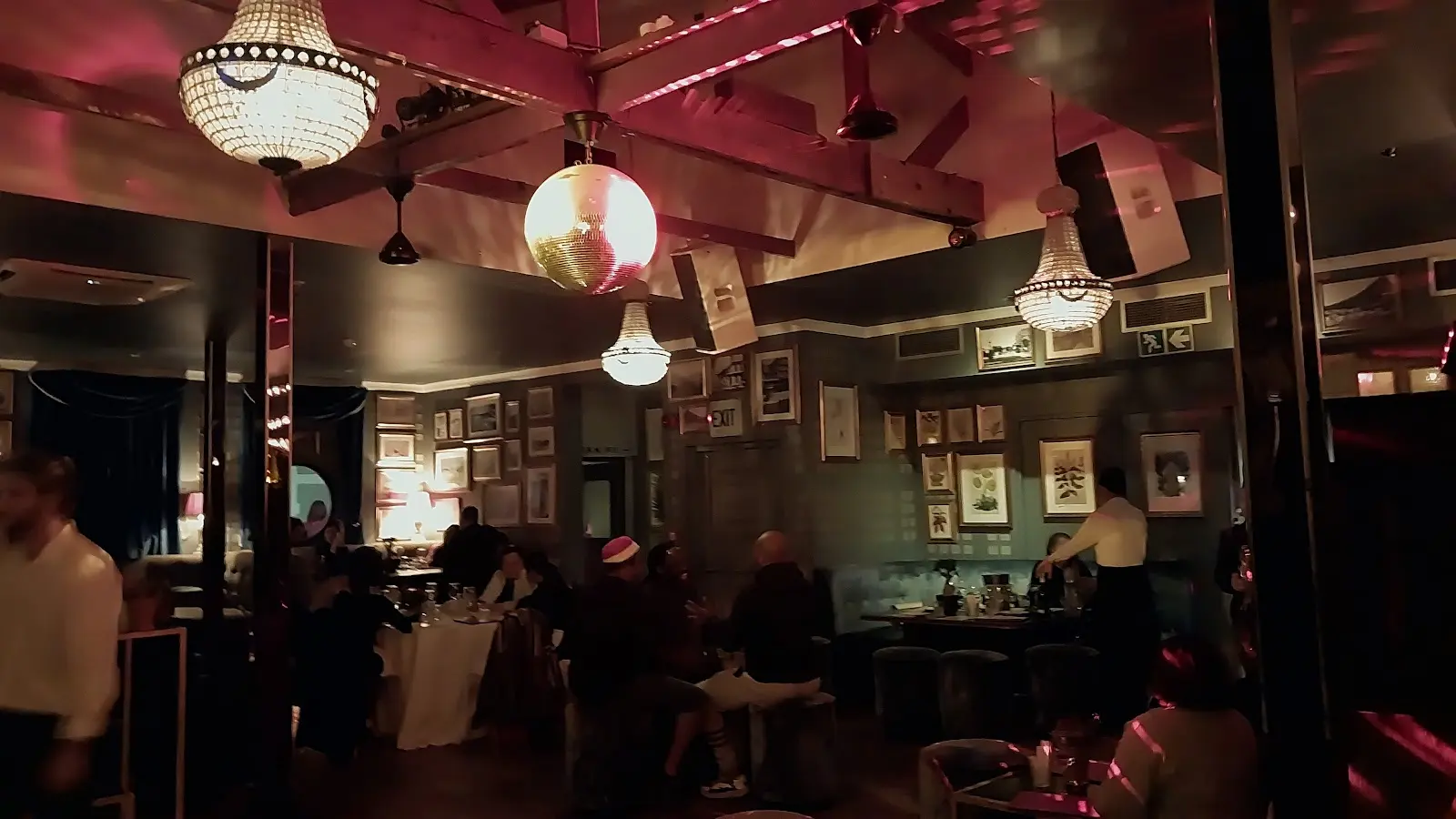Harringtons Cocktail Lounge, photo 7